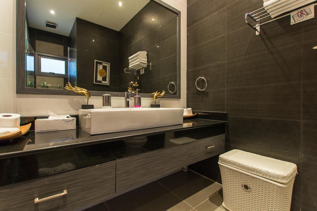 Baan Isawan Pool Villa Rawai Екстериор снимка