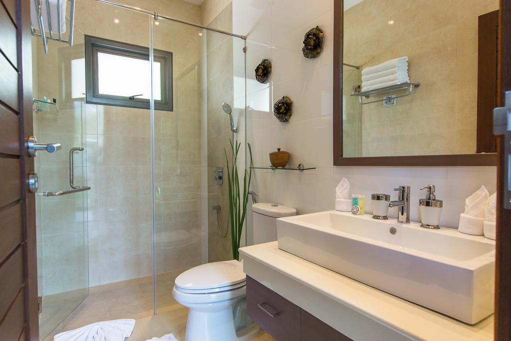 Baan Isawan Pool Villa Rawai Екстериор снимка